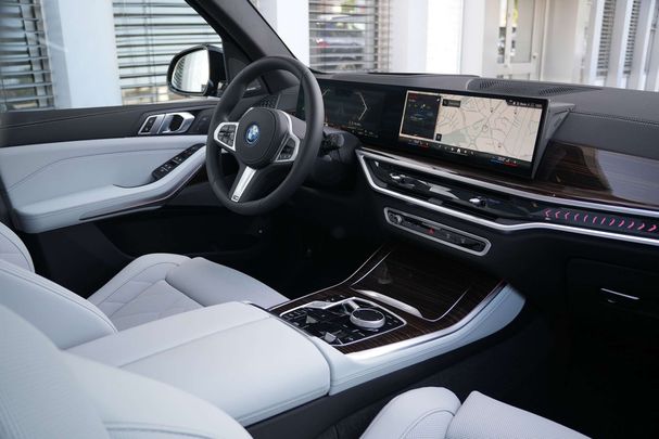 BMW X5 50e xDrive 360 kW image number 14