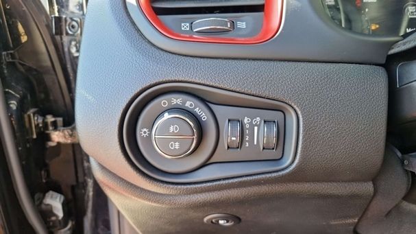 Jeep Renegade 132 kW image number 14