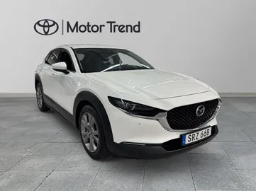 Car image 5