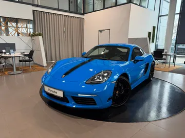 Car image 47