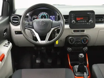 Car image 5