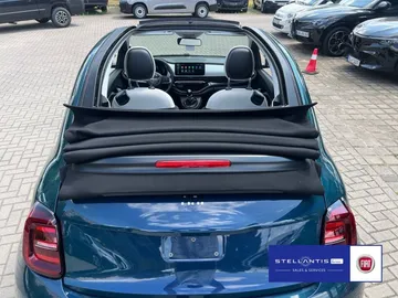 Car image 19