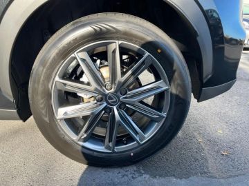 Car image 28