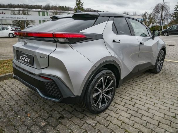 Toyota C-HR Hybrid 145 kW image number 2