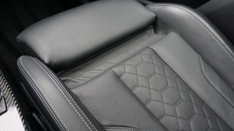 Car image 38