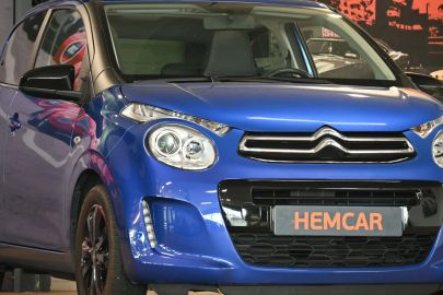 Car image 5