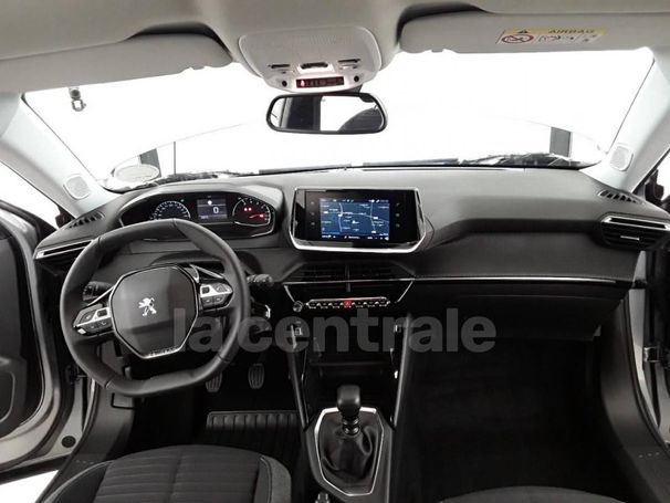 Peugeot 2008 1.2 PureTech 74 kW image number 7