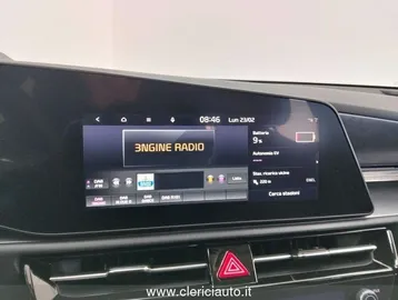 Car image 15