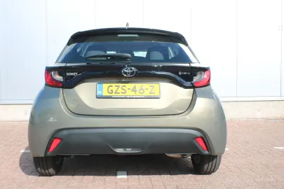 Car image 5