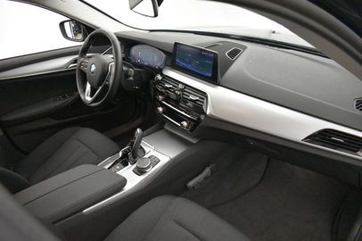 Car image 31