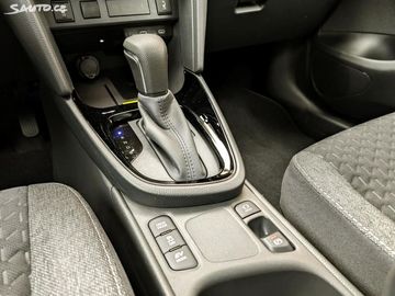 Car image 11