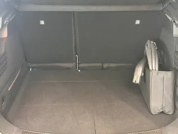 Car image 42