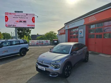 Car image 22