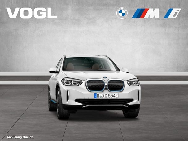 BMW iX3 210 kW image number 10