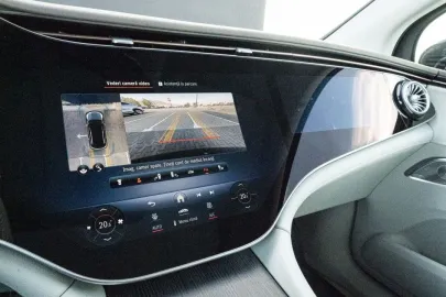 Car image 38