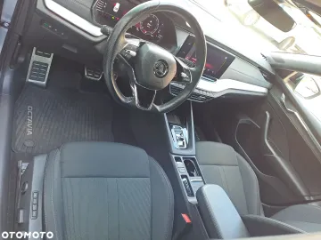 Car image 33