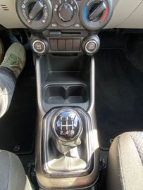 Car image 26