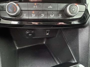 Car image 36