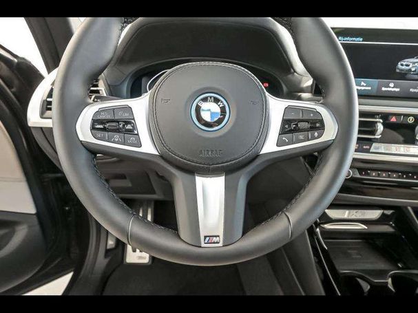 BMW iX3 M Sport 210 kW image number 8