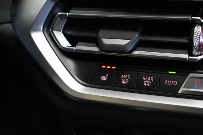 Car image 33