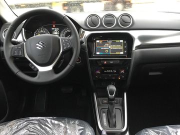 Car image 10