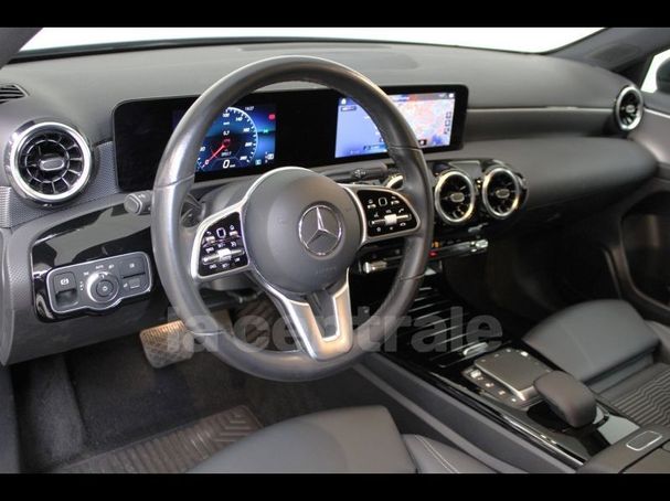 Mercedes-Benz A 180 100 kW image number 7