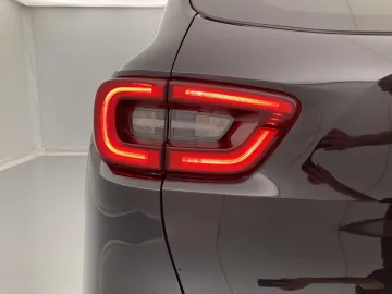 Car image 36