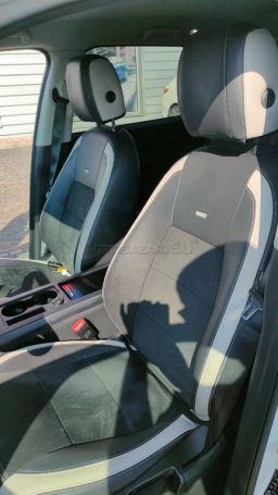 Land Rover Discovery Sport TD4 SE 110 kW image number 16