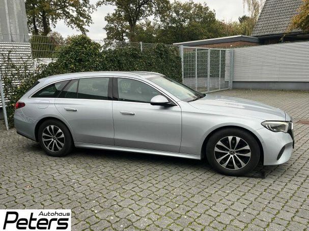 Mercedes-Benz E 220 d T 145 kW image number 17