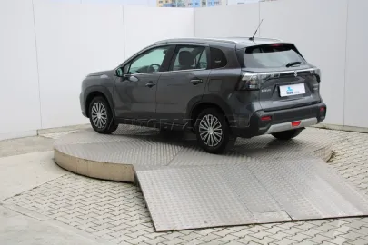 Car image 5