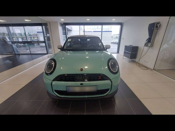 Mini Cooper S Classic DKG 152 kW image number 3