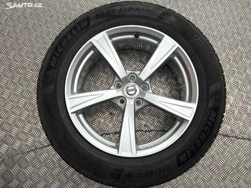 Car image 33