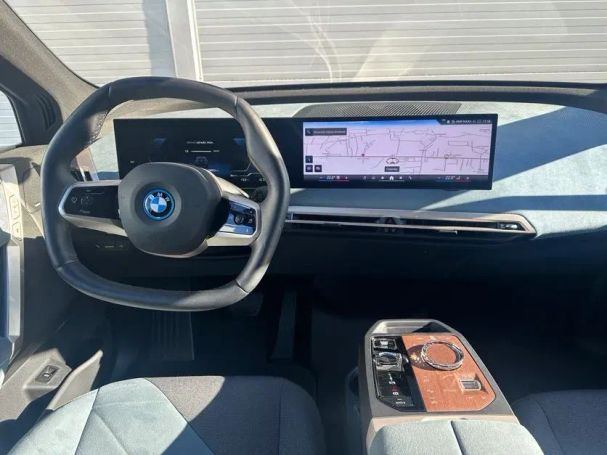 BMW iX 385 kW image number 4