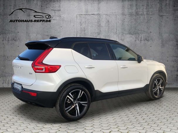 Volvo XC40 B4 R Design 145 kW image number 9