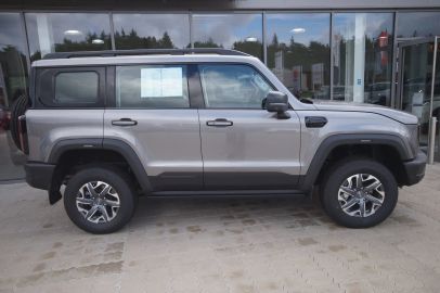 Car image 5