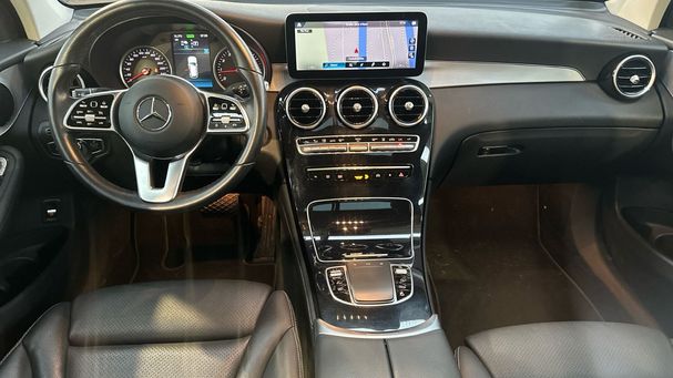 Mercedes-Benz GLC 300 e 235 kW image number 8