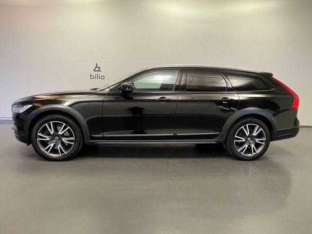 Volvo V90 Cross Country D4 AWD 141 kW image number 3