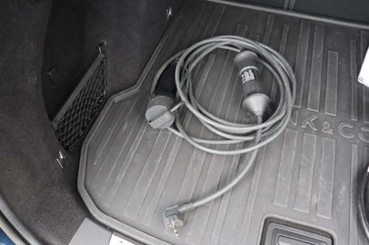 Car image 36