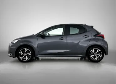 Car image 3