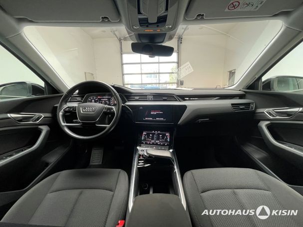 Audi e-tron 50 quattro Sportback 230 kW image number 8