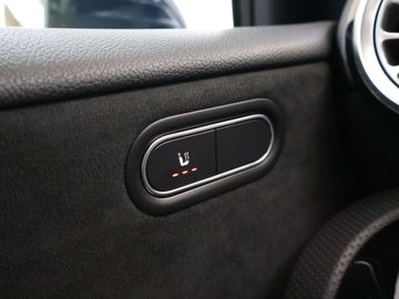 Car image 36