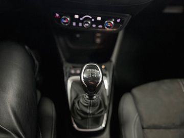 Car image 31