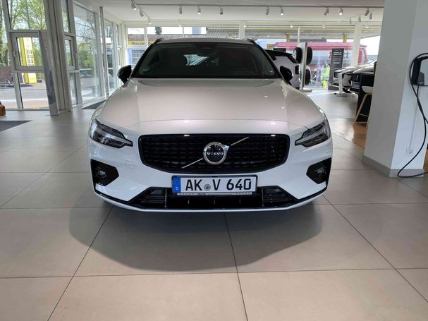 Volvo V60 Plus 145 kW image number 4