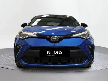 Car image 3