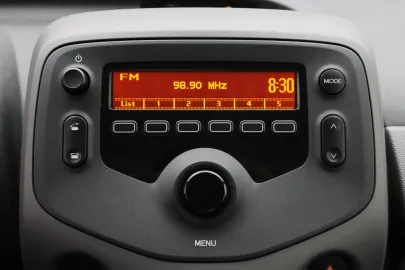 Car image 5