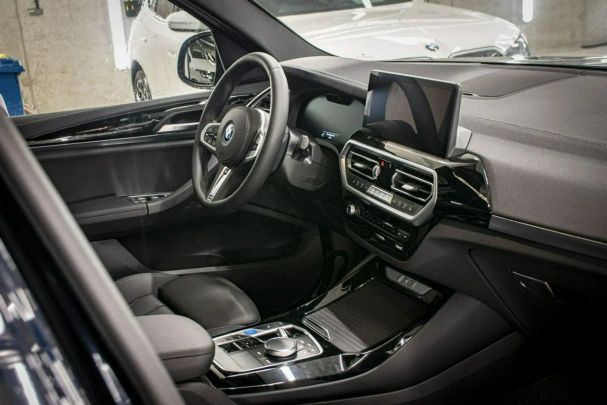 BMW iX3 210 kW image number 20