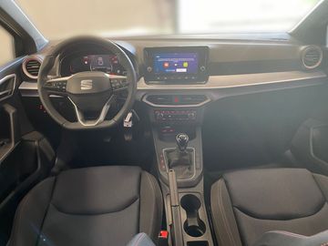 Car image 13