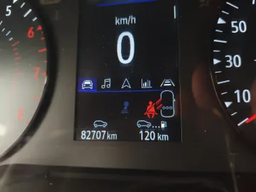 Car image 27