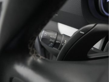 Car image 38