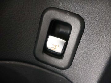 Car image 41